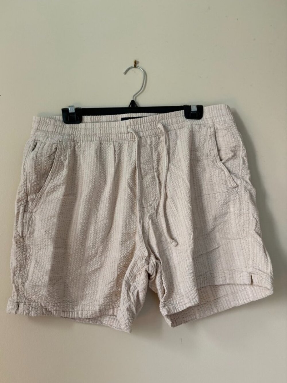 Men's Tan Lightweight Shorts Abercrombie & Fitch Size Large